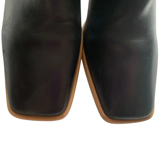 Alohas Size 38/US 7 Made in Spain Black Genuine Leather West Vintage Booties