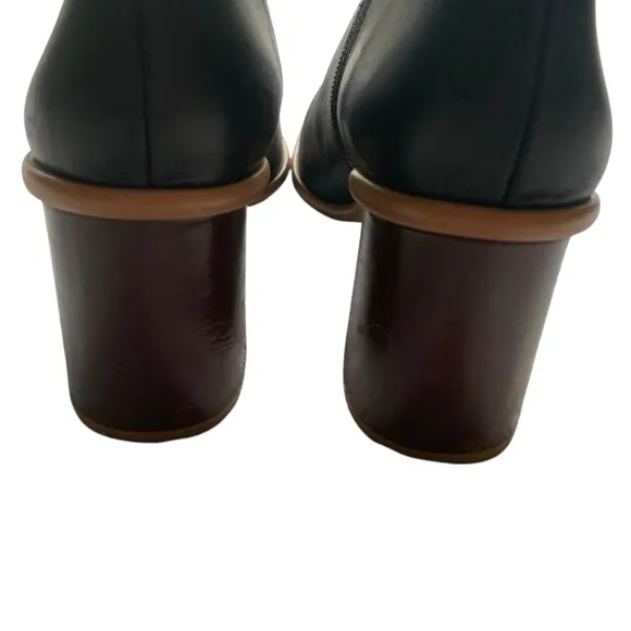 Alohas Size 38/US 7 Made in Spain Black Genuine Leather West Vintage Booties