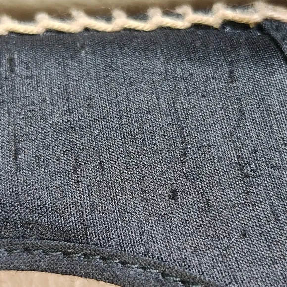 Andre Assous wedges/espadrilles sandales black size 8
