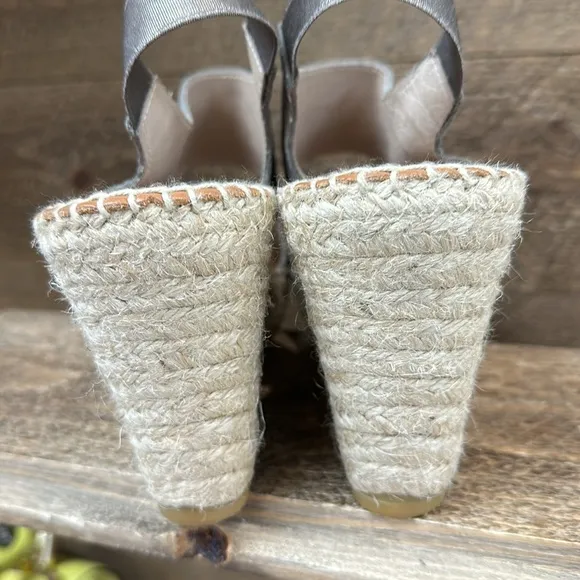Andre Assous Women's Reese Leather Espadrille Wedge Sandal - Size 8