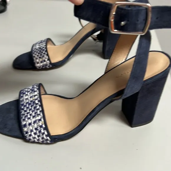 ANN TAYLOR blue suede ankle strap block heal. Tweed textile sz 8