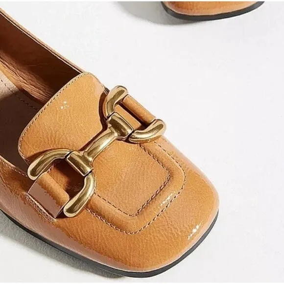 Anthropologie Bibi Lou Valencia Block Heel Loafers Camel Patent Leather 39 US 9