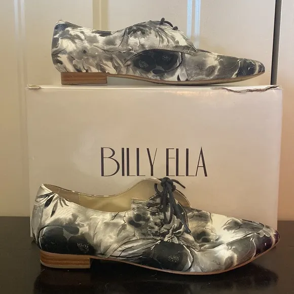 ANTHROPOLOGIE BILLY ELLA black and white lace up pointy toe loafers.