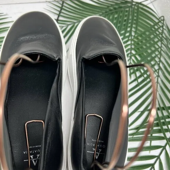 Aquatalia Black Leather Slip On Casual Weatherproof Sneakers Size 8 NWOB