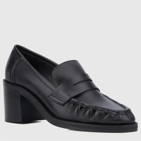🌹AQUATALIA🌹 Josette Black Loafers Size: 9.5