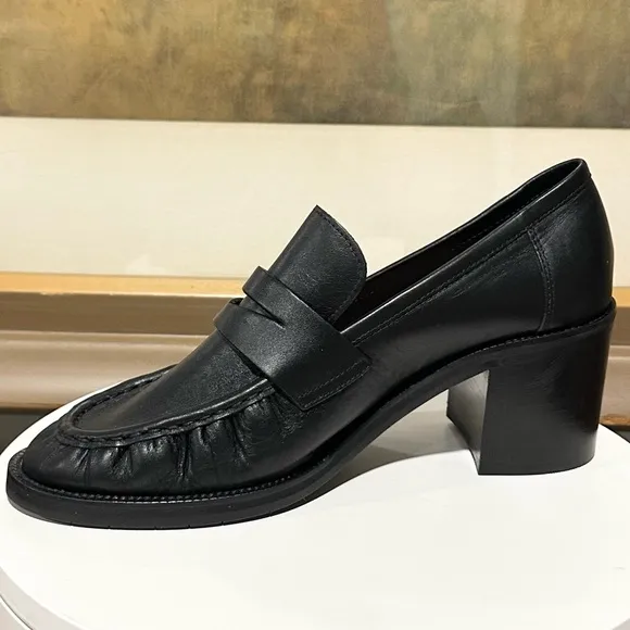 🌹AQUATALIA🌹 Josette Black Loafers Size: 9.5