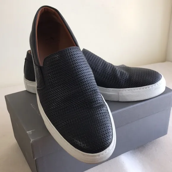 Aquatalia Sz 11 slip on sneakers woven black leather Weatherproof Made in Italy