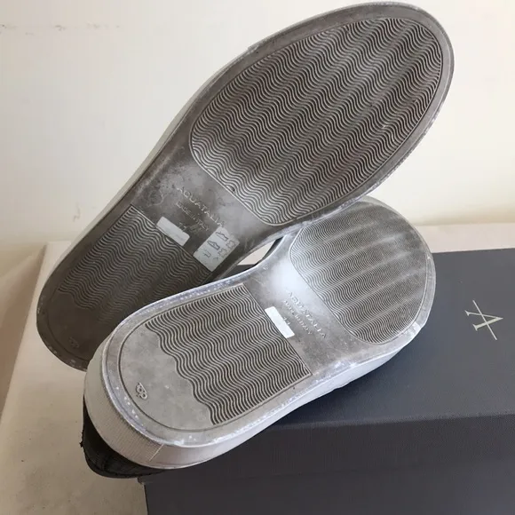 Aquatalia Sz 11 slip on sneakers woven black leather Weatherproof Made in Italy