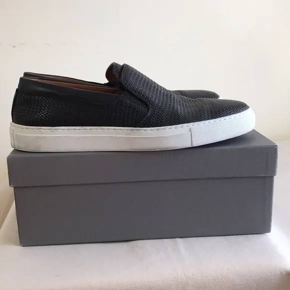 Aquatalia Sz 11 slip on sneakers woven black leather Weatherproof Made in Italy