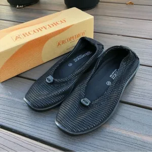 Arcopedico L14 Lagrimas Black Flats