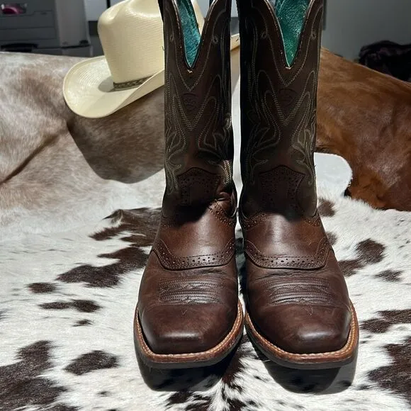 Ariat 15834 Legend Square Toe Brown Pull On Leather Cowboy Boots - 9B  BB2