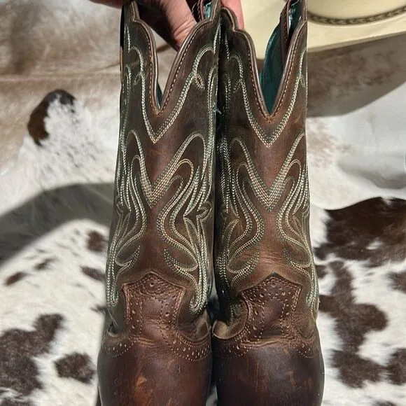 Ariat 15834 Legend Square Toe Brown Pull On Leather Cowboy Boots - 9B  BB2