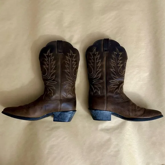 Ariat Heritage R Toe Western Boot Distressed Brown Size 7.5