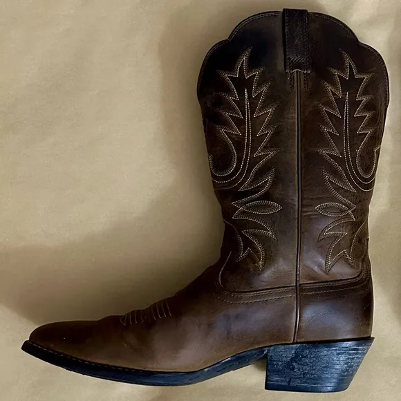 Ariat Heritage R Toe Western Boot Distressed Brown Size 7.5