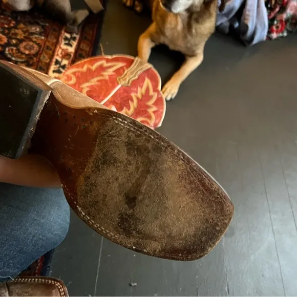 ARIAT Leather Western Boots 9 B Pull On Wine Taupe Square Toe