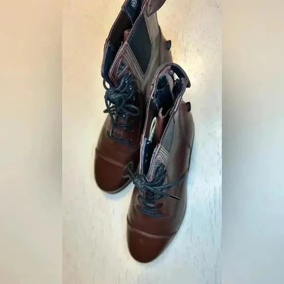 Ariat® Performer Zip Women's Paddock Boot  Dark Brown Lace Up High Top Size:6B