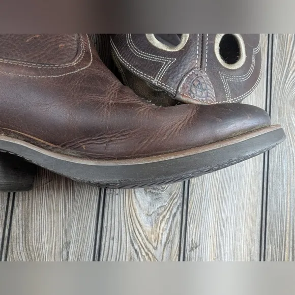 Ariat Roughatock Heritage Cowboy Boots Brown Leather Size 12M Recently Oiled