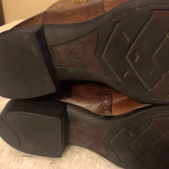 Ariat western pull on boots p1877