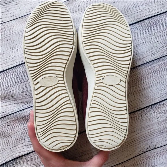 Athleta Leta Suede Slip On Platform Sneakers By Dr. Scholl’s in Cassis S…