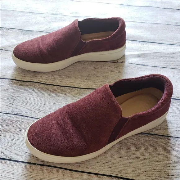 Athleta Leta Suede Slip On Platform Sneakers By Dr. Scholl’s in Cassis S…