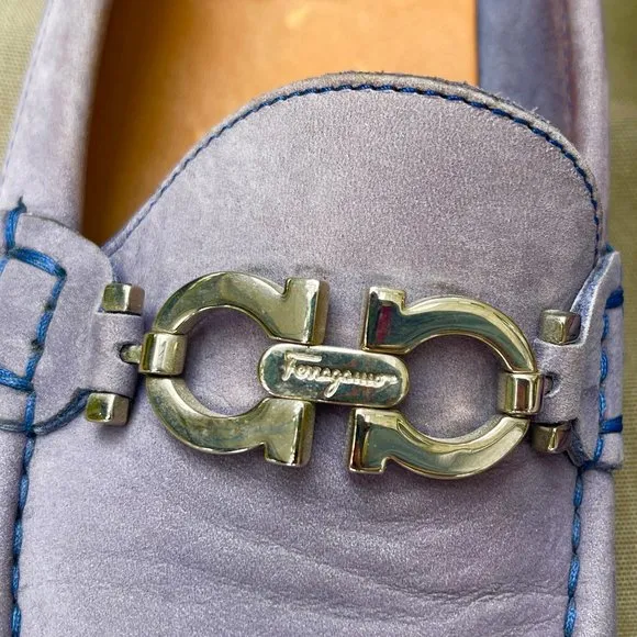 Auc Salvatore Ferragamo Suede  Drivers Loafers in Lilac