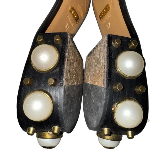 Authentic Gucci Pearl Heel Loafers – Size 37 (US 7)