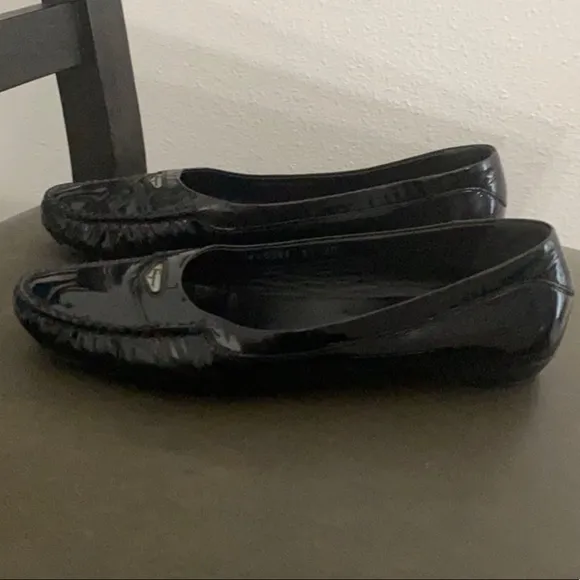 Authentic Salvatore Ferragamo signature black flats loafers 11 2A
