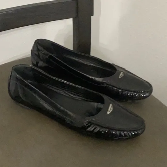 Authentic Salvatore Ferragamo signature black flats loafers 11 2A