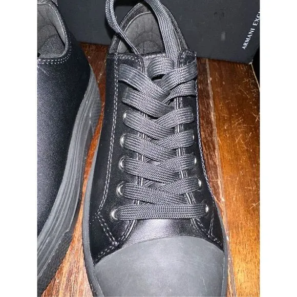 A|X ARMANI EXCHANGE Women's Lace Up High Top Sneaker