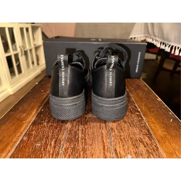 A|X ARMANI EXCHANGE Women's Lace Up High Top Sneaker