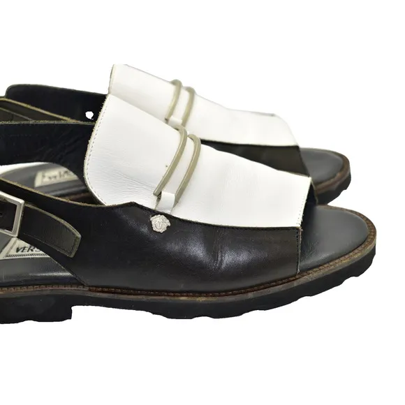B6 Auth GIANNI VERSACE White/Drk Brown Leather Medusa Side Strap Sandals Sz 6.5