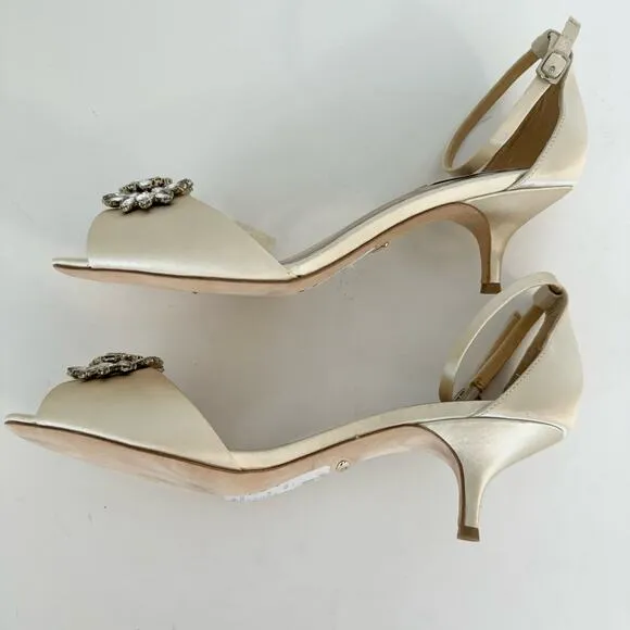 Badgley Mischka Crystal Kitten Heel Satin Ivory Shoes Sandals Embellishment 9.5