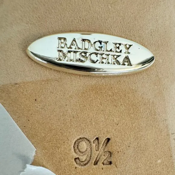 Badgley Mischka Crystal Kitten Heel Satin Ivory Shoes Sandals Embellishment 9.5