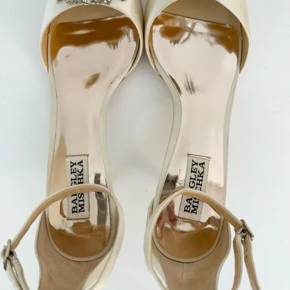 Badgley Mischka Crystal Kitten Heel Satin Ivory Shoes Sandals Embellishment 9.5