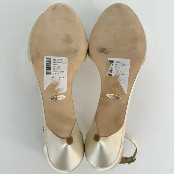 Badgley Mischka Crystal Kitten Heel Satin Ivory Shoes Sandals Embellishment 9.5
