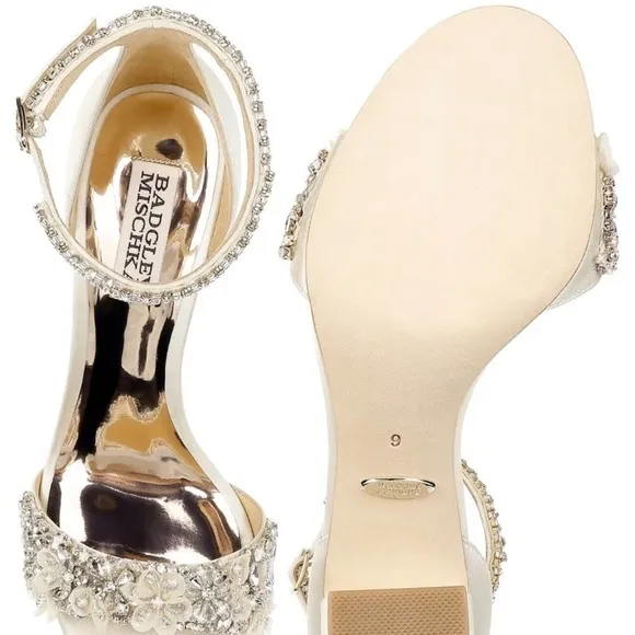 BADGLEY Mischka Finesse Ankle Strap Sandals