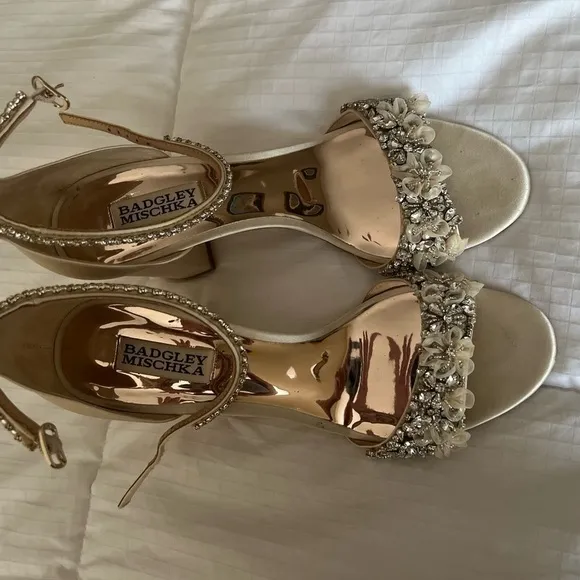 BADGLEY Mischka Finesse Ankle Strap Sandals