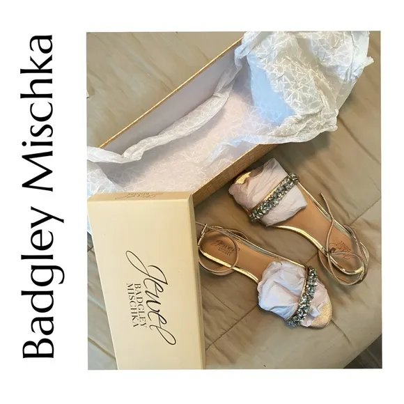 Badgley Mischka Jewel Rose Gold Flat Sandal in Size 9 NIB