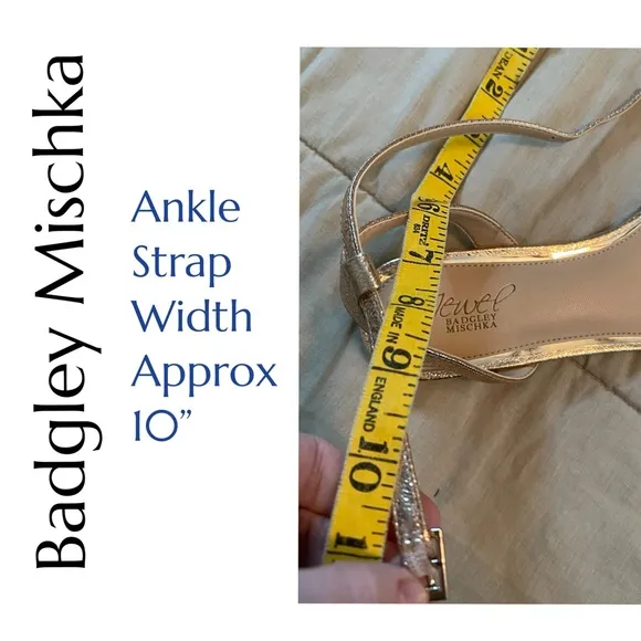 Badgley Mischka Jewel Rose Gold Flat Sandal in Size 9 NIB