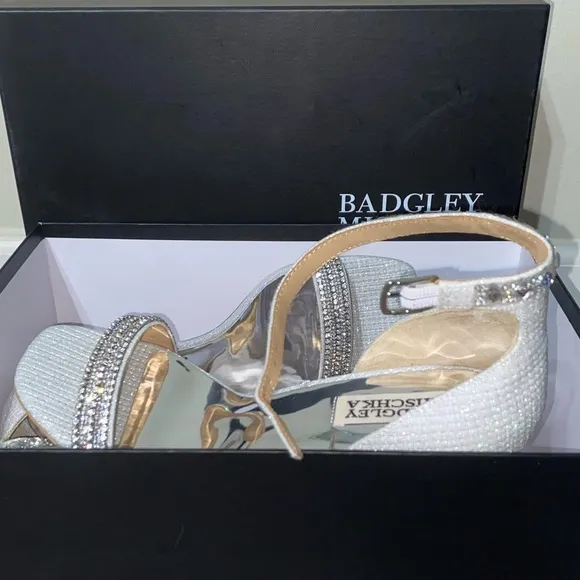 Badgley Mischka Urina Heeled sandals
