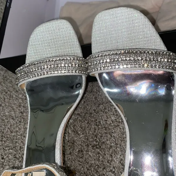 Badgley Mischka Urina Heeled sandals