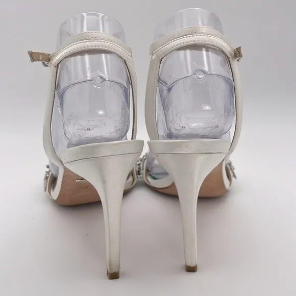 BADGLEY MISCHKA women’s Rider in white sling‎ back &amp; ankle strap heels sandals 8