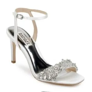 BADGLEY MISCHKA women’s Rider in white sling‎ back &amp; ankle strap heels sandals 8