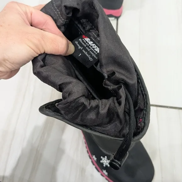 Baffin Polar Proven Cheree Youth Snow Boots Pink Black Waterproof Insulated 1Y