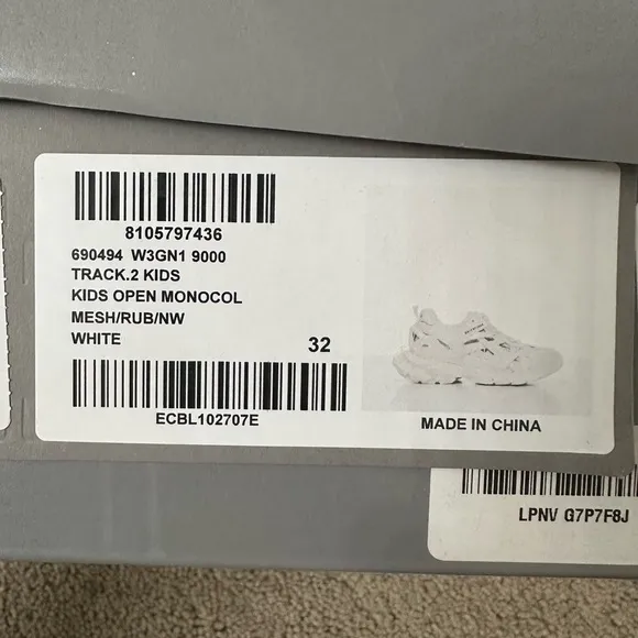 Balenciaga White Sneakers with Chunky Soles and Modern Design Track 2 Kids
