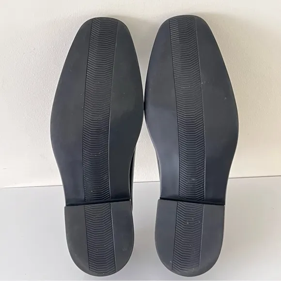 BALLY sz 10.5 E Apron toe Slip-on loafers made in Italy Black calf Leather Caddo