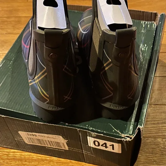 BARBOUR women’s Wilton Boots