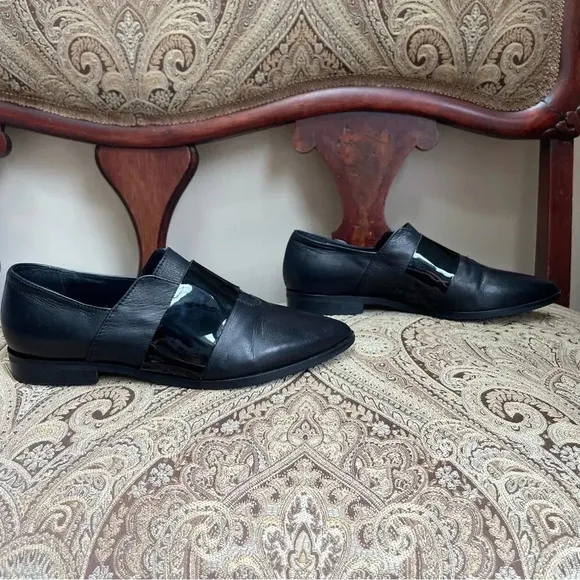 Barneys New York Women’s Black Leather Strap Loafers Flats Size 7 Made in Italy