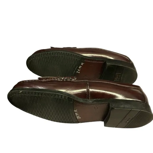 Bass Loafers Burgundy Leather Tassels Size 9