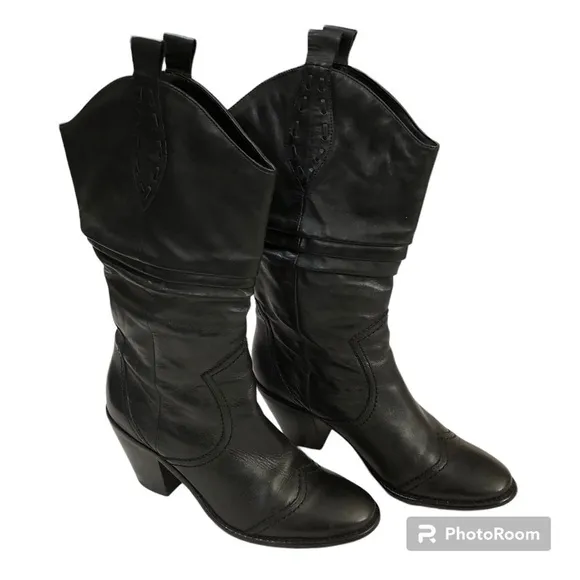 BCBGeneration BG Silk Black Leather Mid Calf Pull On Heeled Boots Size 7.5